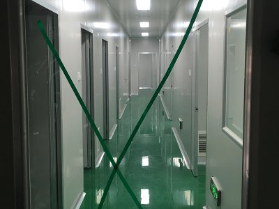 凈化車間風(fēng)淋室以及功能解析